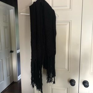 Black blanket scarf